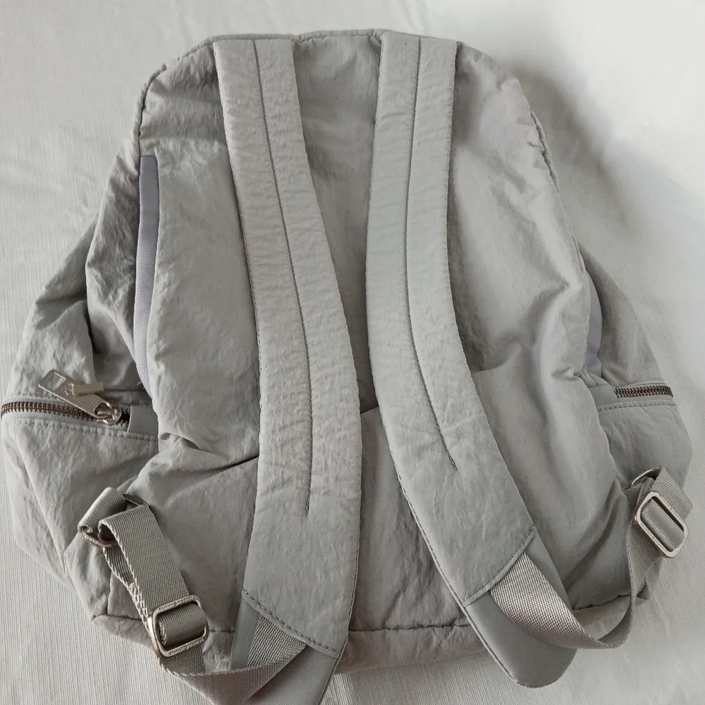 Lululemon City Adventurer Backpack 17L Light Gray Pockets Water Repellent OS
